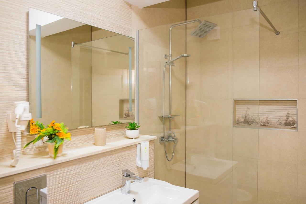 Golden Shell Apartment Mamaia Nord Năvodari المظهر الخارجي الصورة